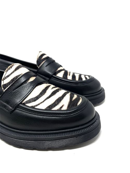 Mocassino donna zebrato IL LACCIO | 5105ASPORT+CAVALLINONERO+ZEBRA